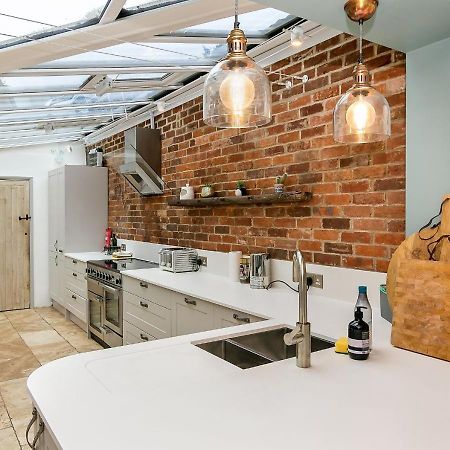Lodge Farm - Stunning 3 Bed With Large Garden! Beckley  Екстер'єр фото